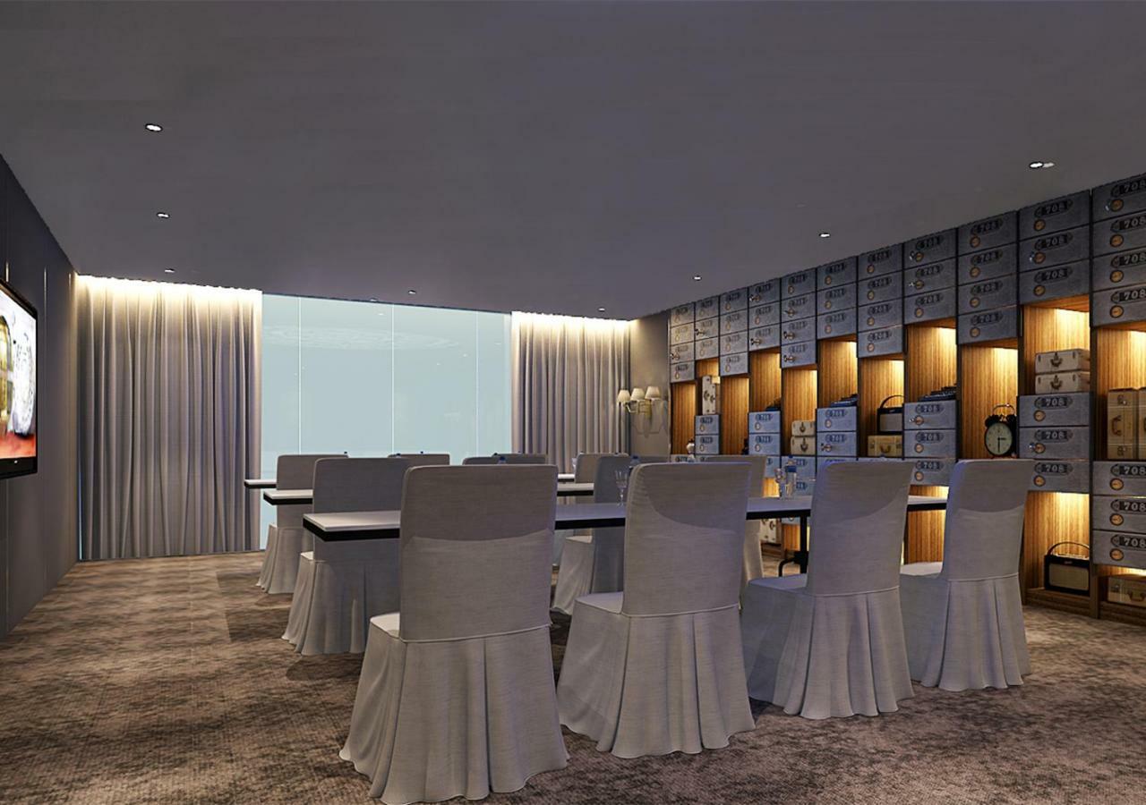 Hotel Brittany Bgc 4*